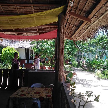 Why Not Restobar Cottages Sabang  Exterior photo